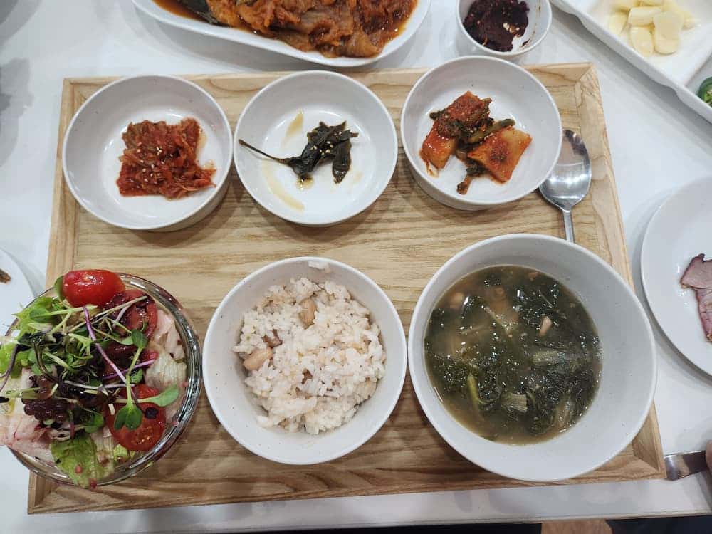 feed image 1