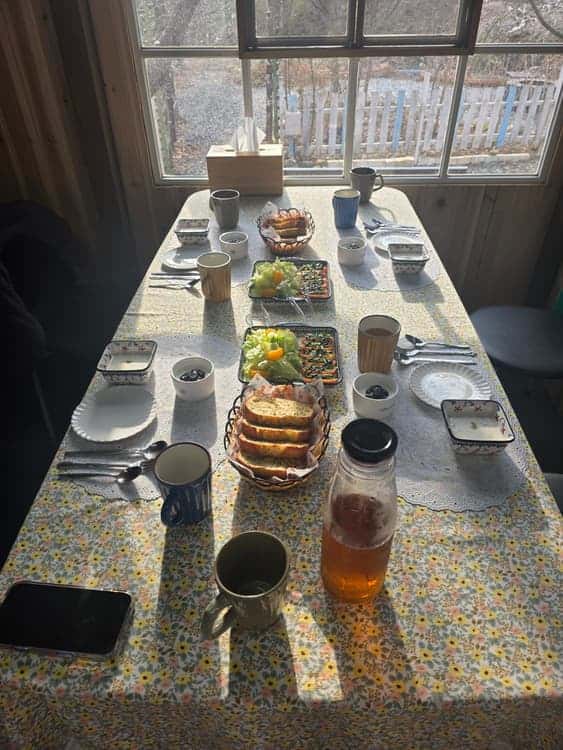 feed image 1