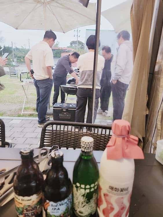 feed image 2