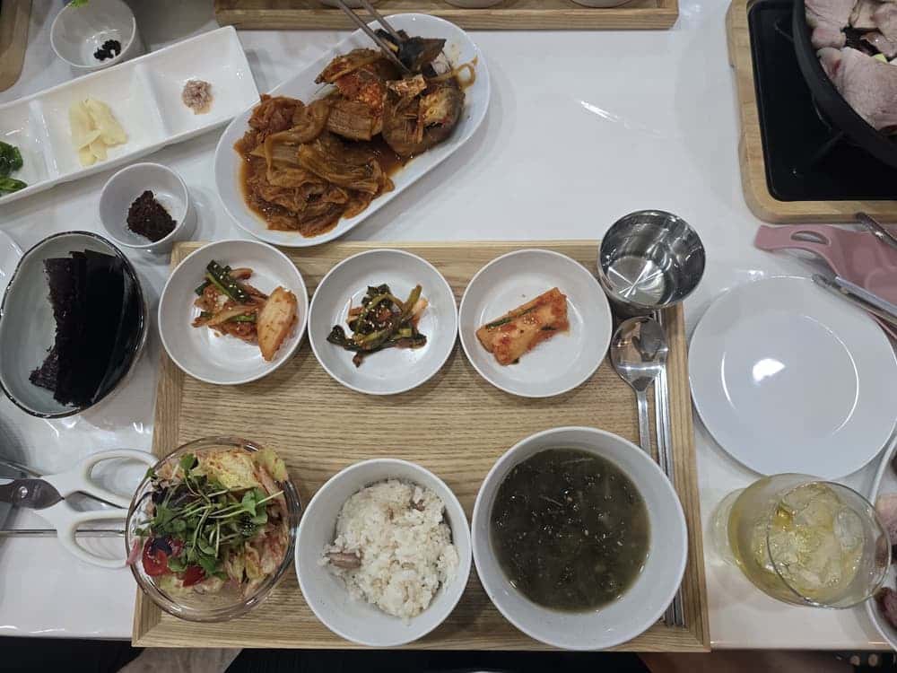 feed image 4