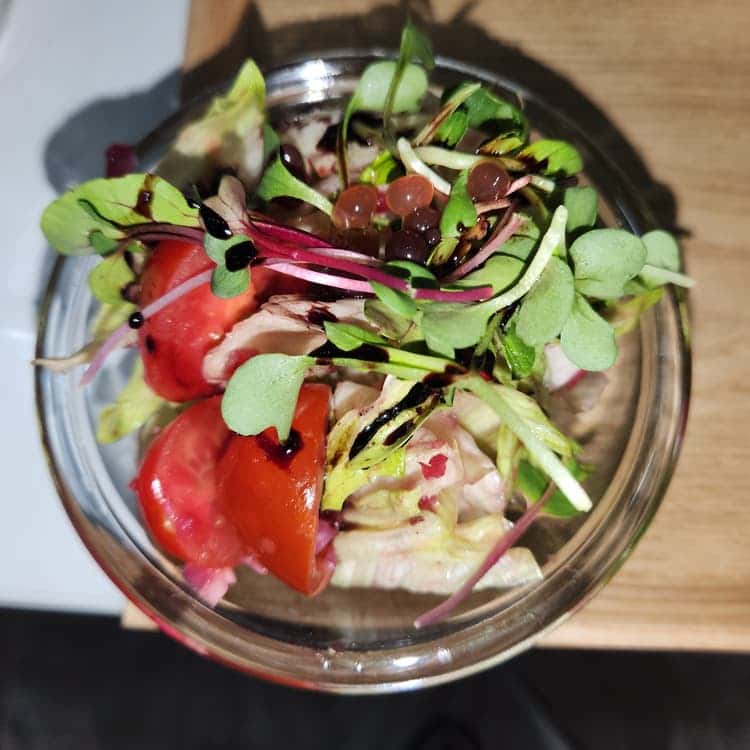 feed image