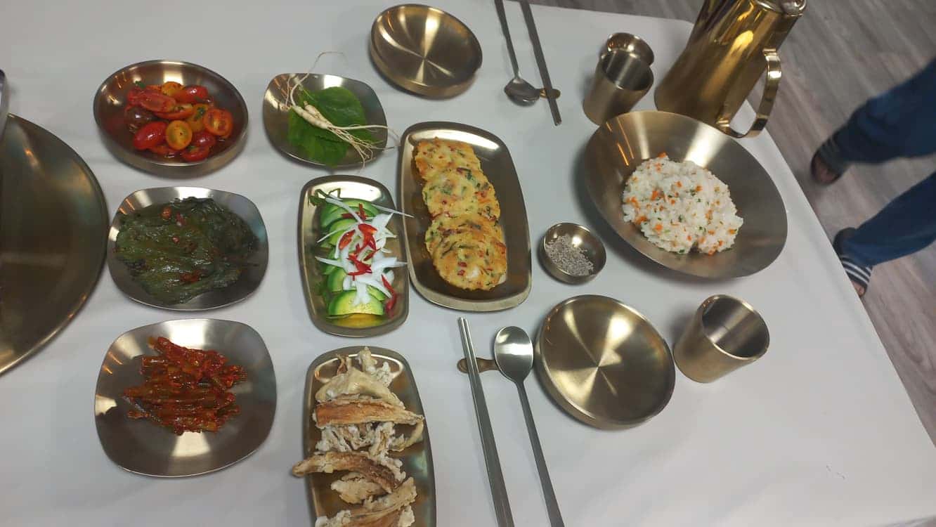 feed image 1