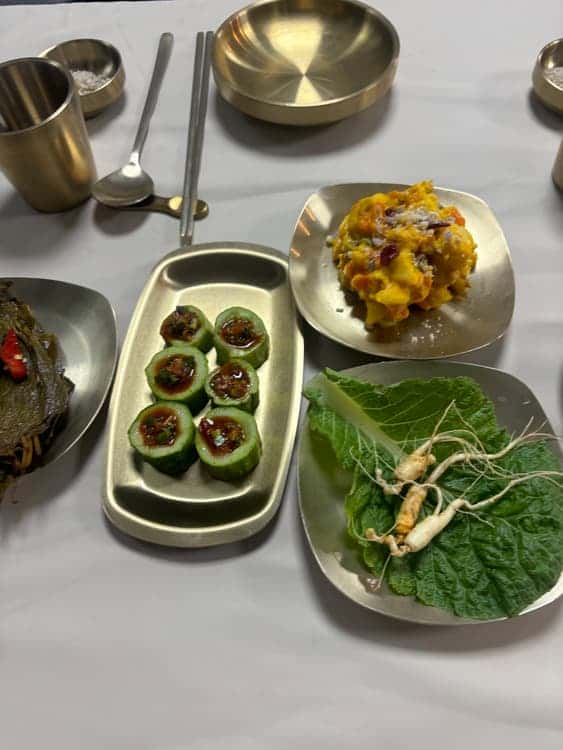 feed image 3