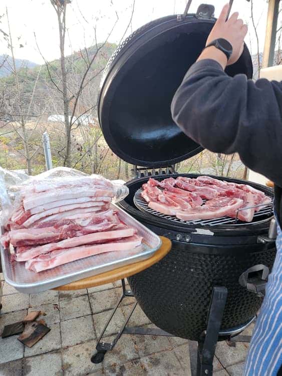 feed image 3