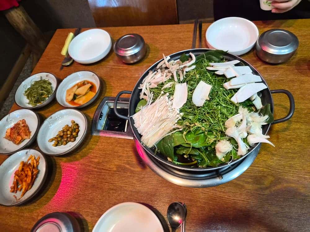 feed image 3