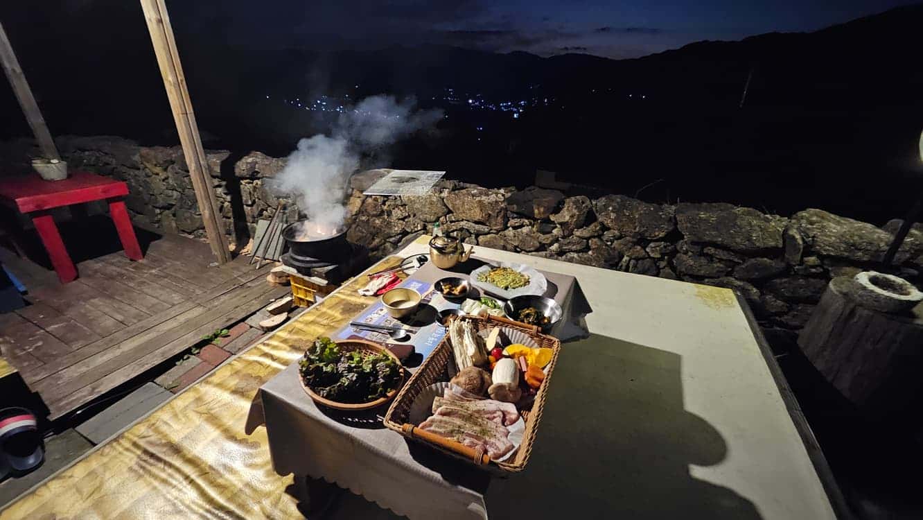 feed image 2