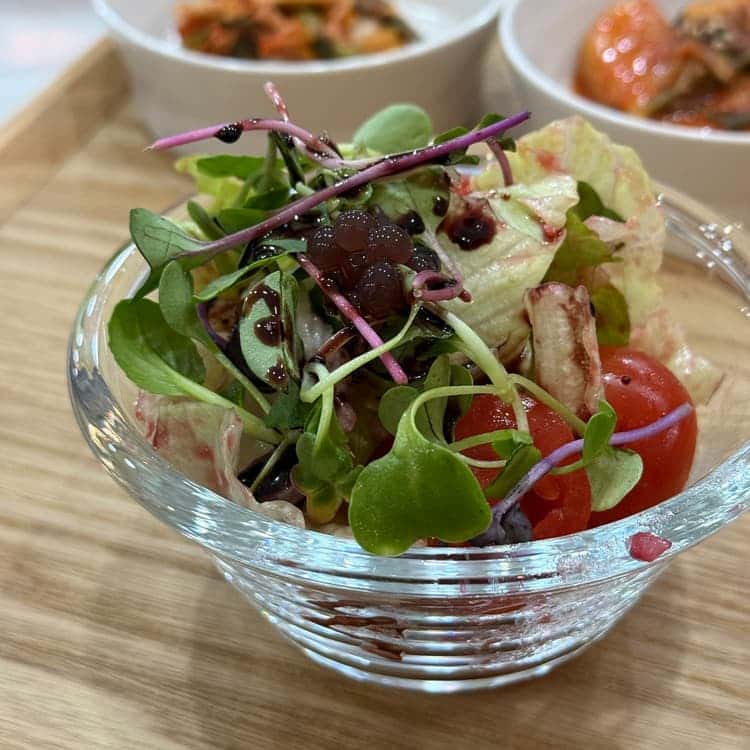 feed image 1
