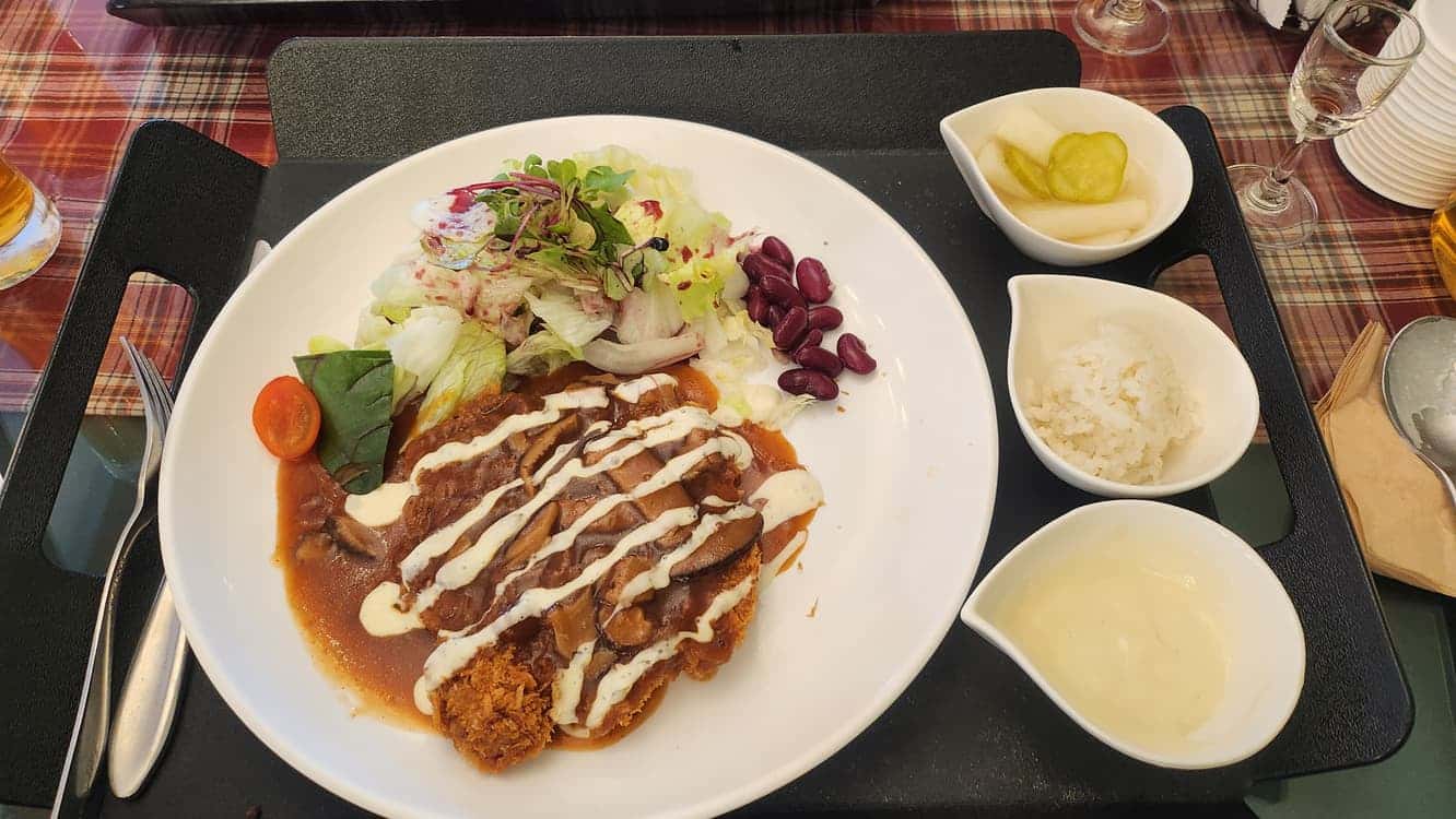 feed image 2