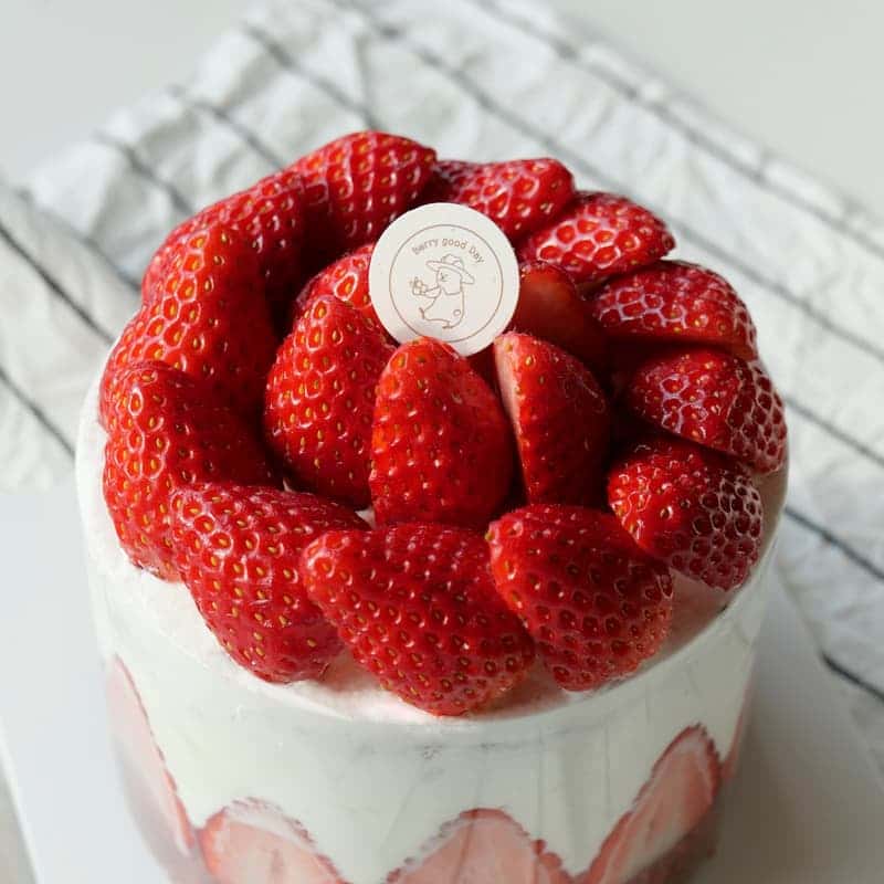 [밀양/당일]동화 같은 공간 딸기 케이크 만들기 사진 1