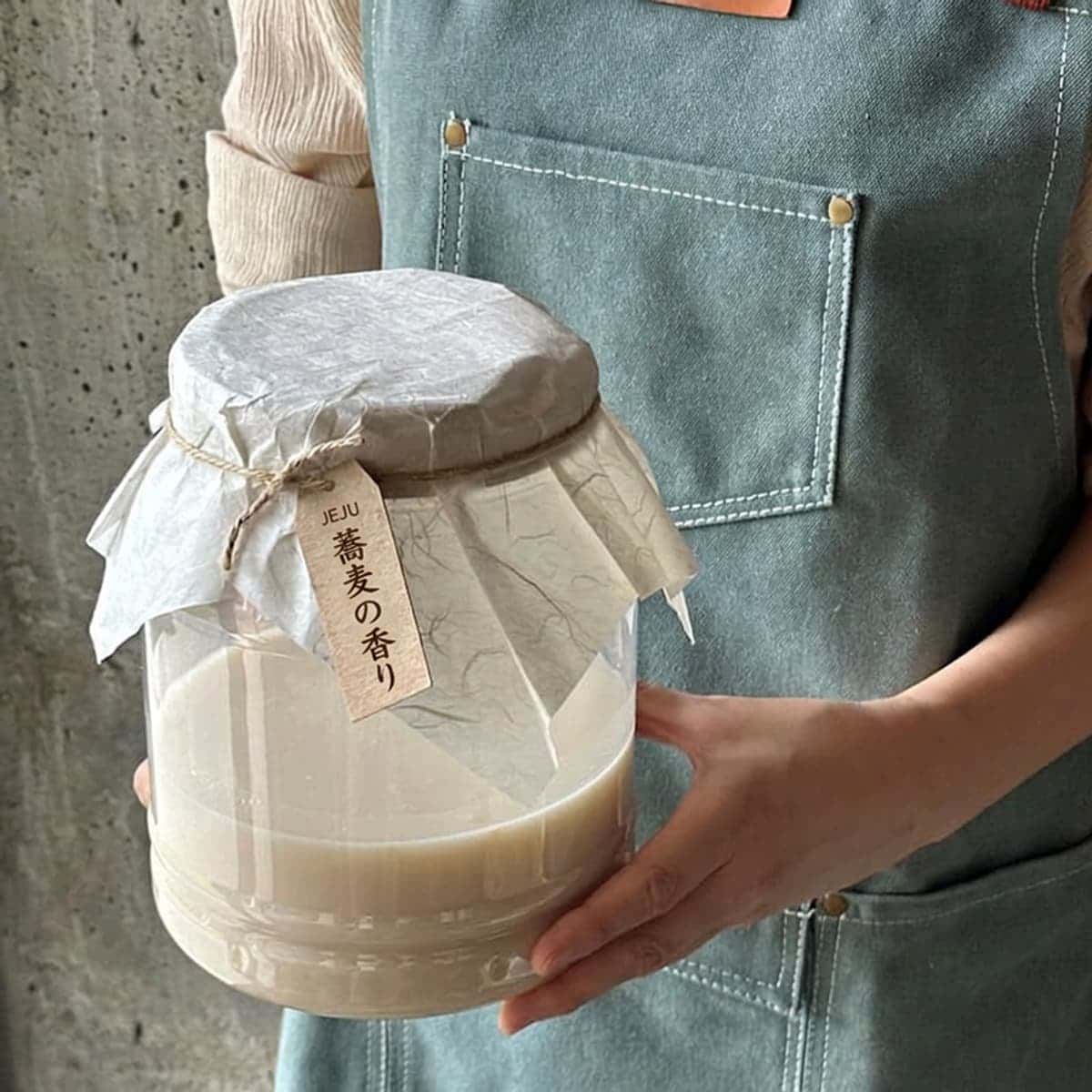済州の文化が詰まったそばマッコリ作りの写真1