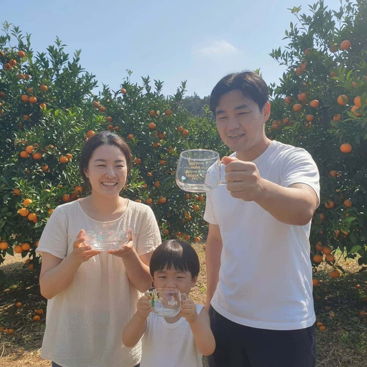 Make Your Own Glass Cup Filled with Jeju Scenery photo 5