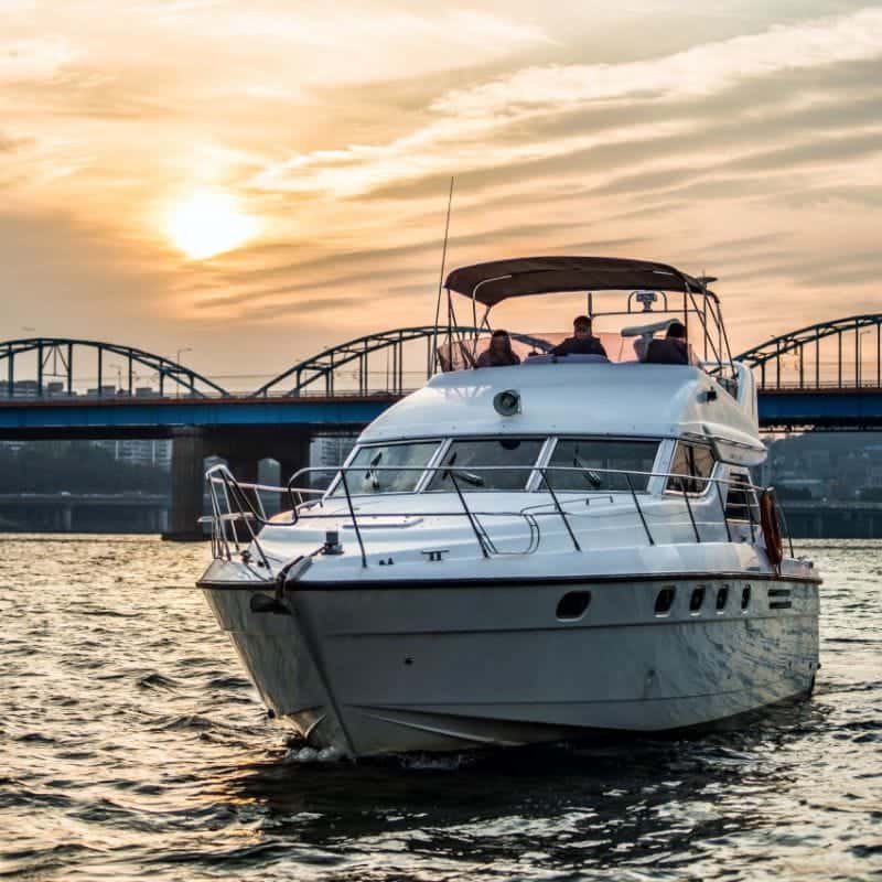 [서초] 한강에서 즐기는 럭셔리 요트 투어