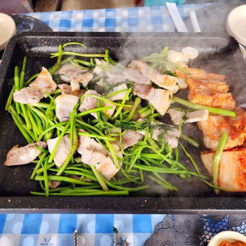 [음성] 사과나무 사이에서 즐기는 캠핑+바베큐 사진 1