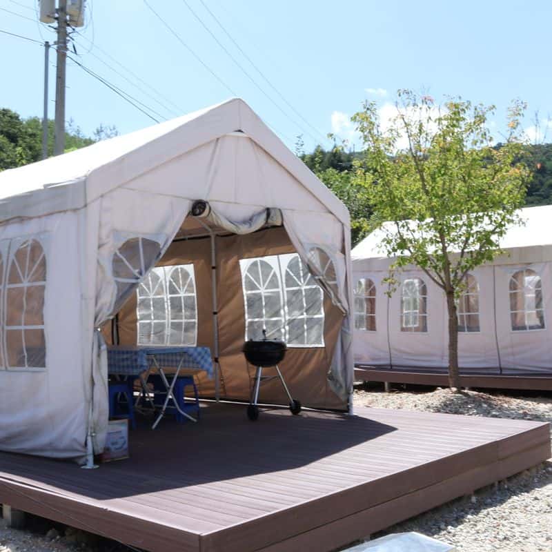 [음성] 사과나무 사이에서 즐기는 캠핑+바베큐 사진 2