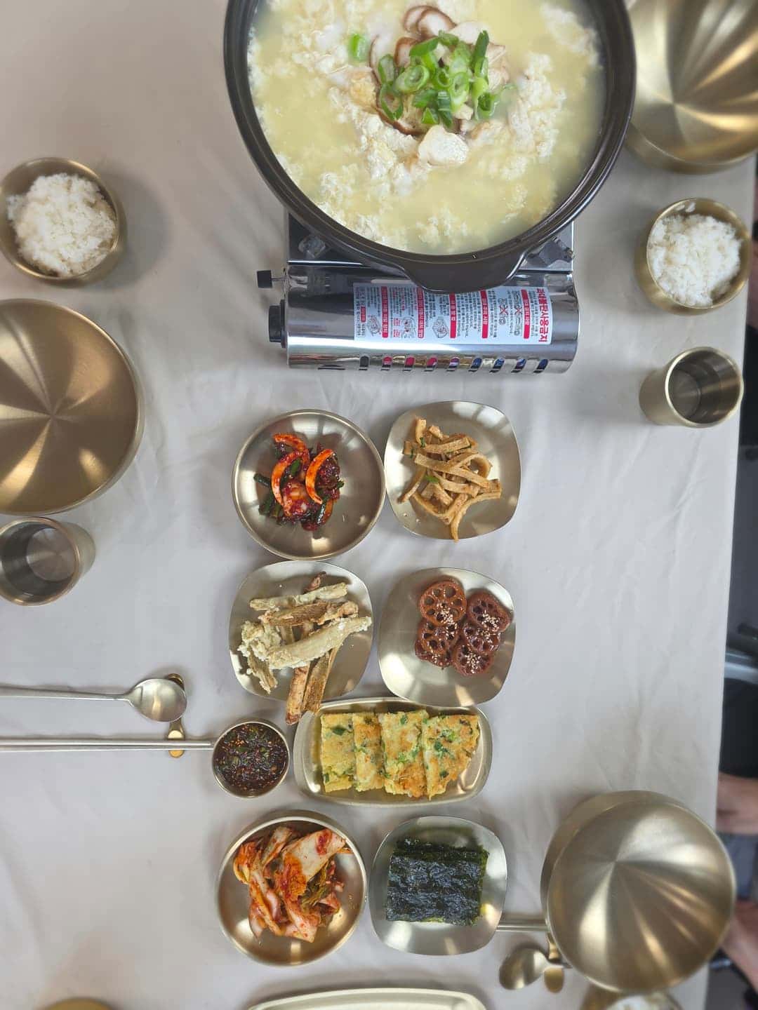 feed image 3