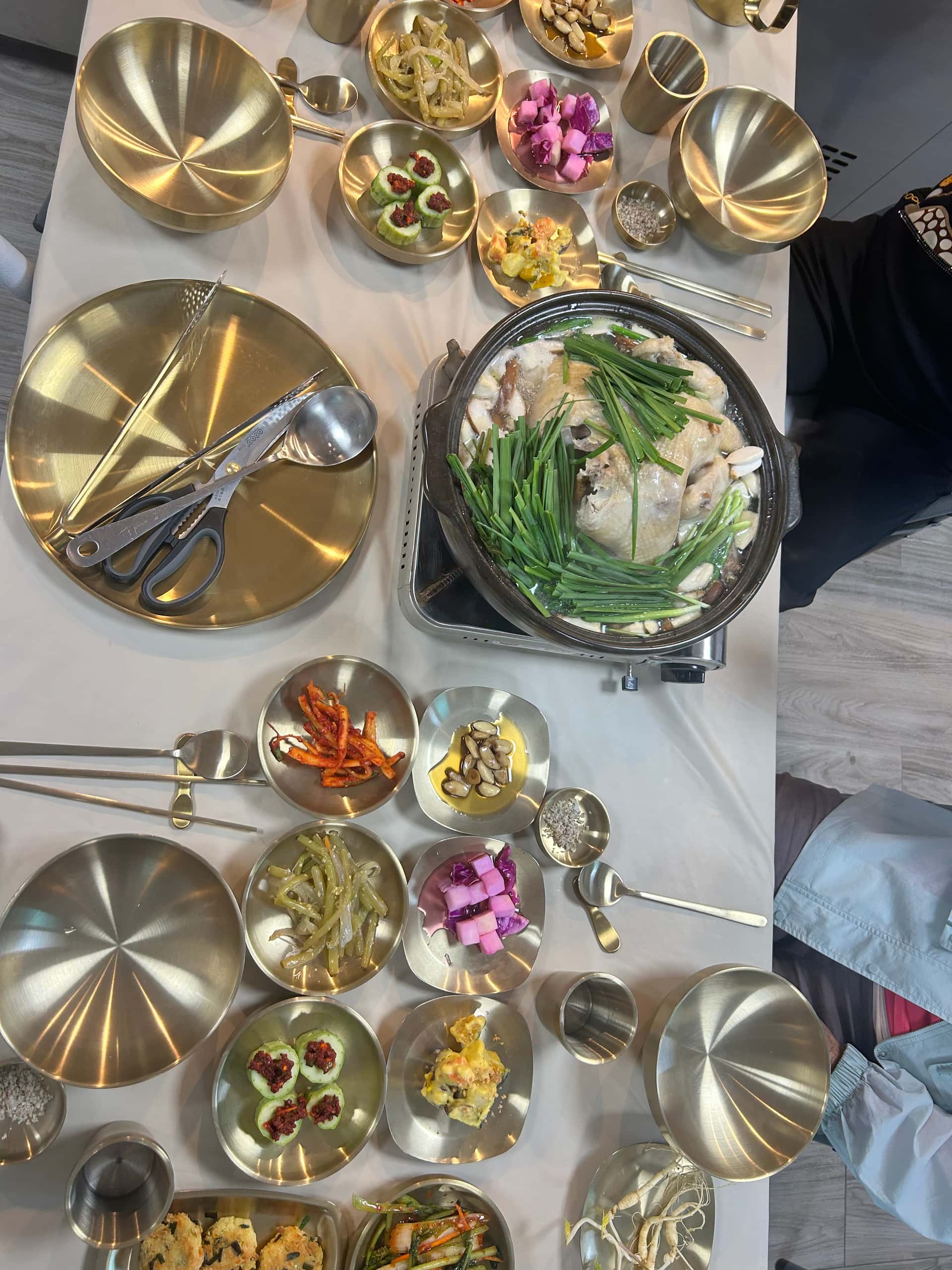 feed image 4