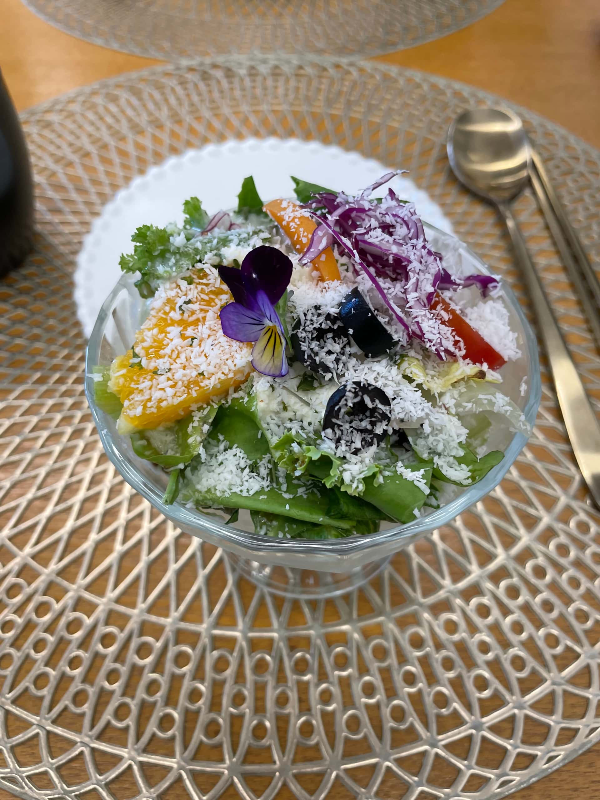 feed image 3