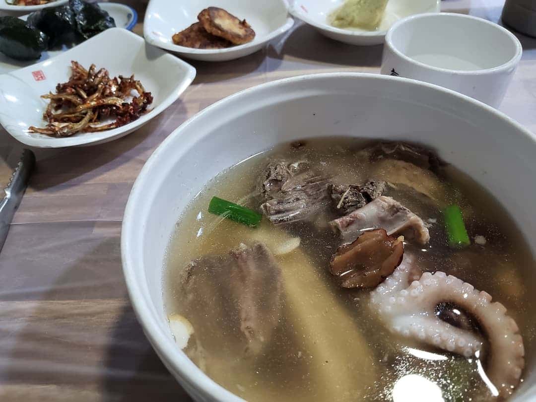 feed image 4