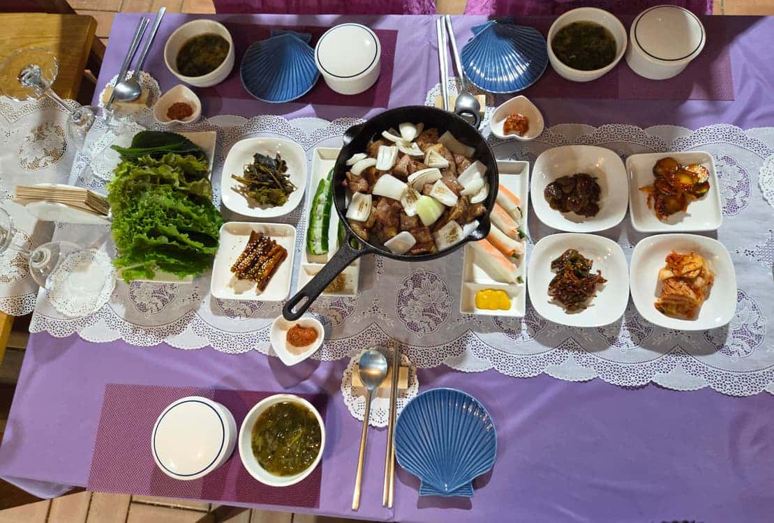 feed image 4