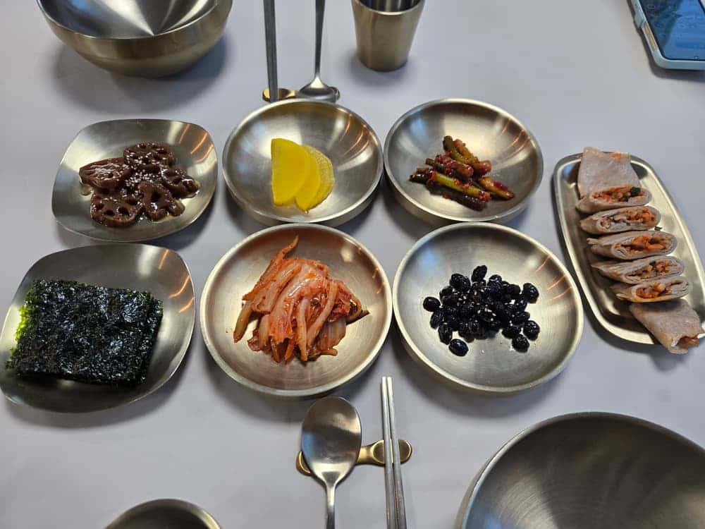 feed image 3