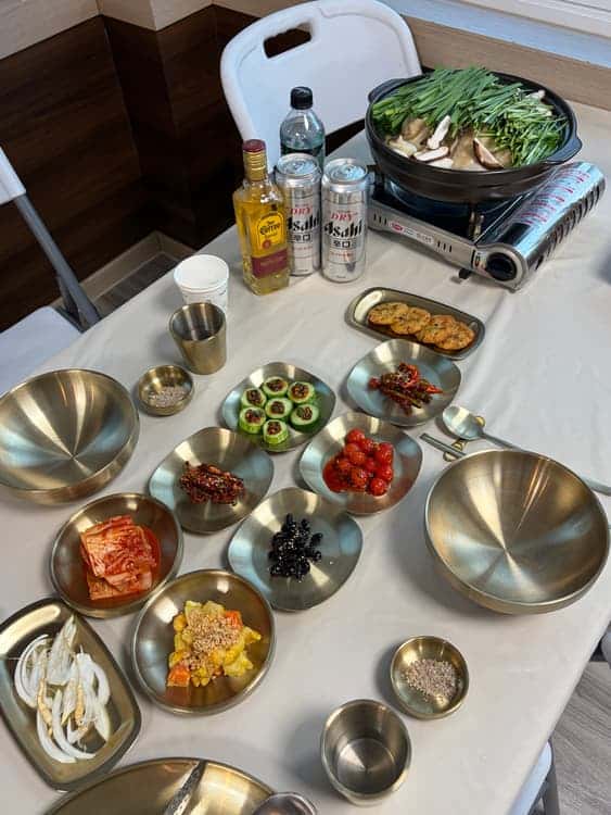 feed image