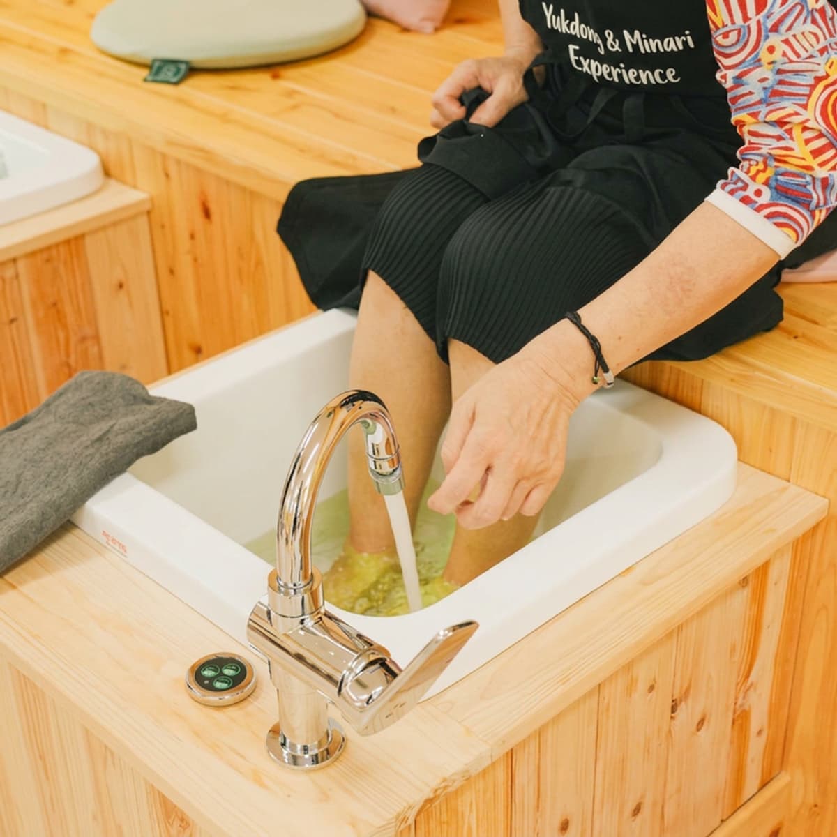 [Gyeongsan] Yukdong Minari Pork Belly and Foot Bath Healing photo 2