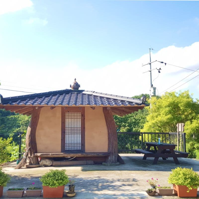[영주] 무섬마을, 소박한 황토오두막과 깔끔한 펜션 사진 1
