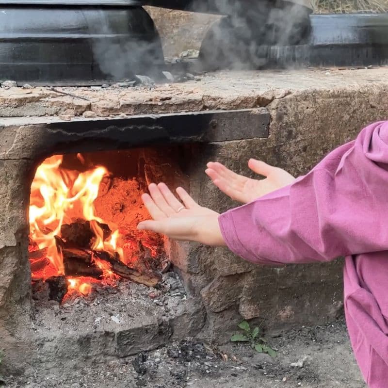 [Sunchang] Gudeul Jjimjilbang (traditional underfloor heated sauna) + Traditional Paste Experience + Gamasot Suyeuk (cauldron-boiled pork slices) + breakfast photo 1