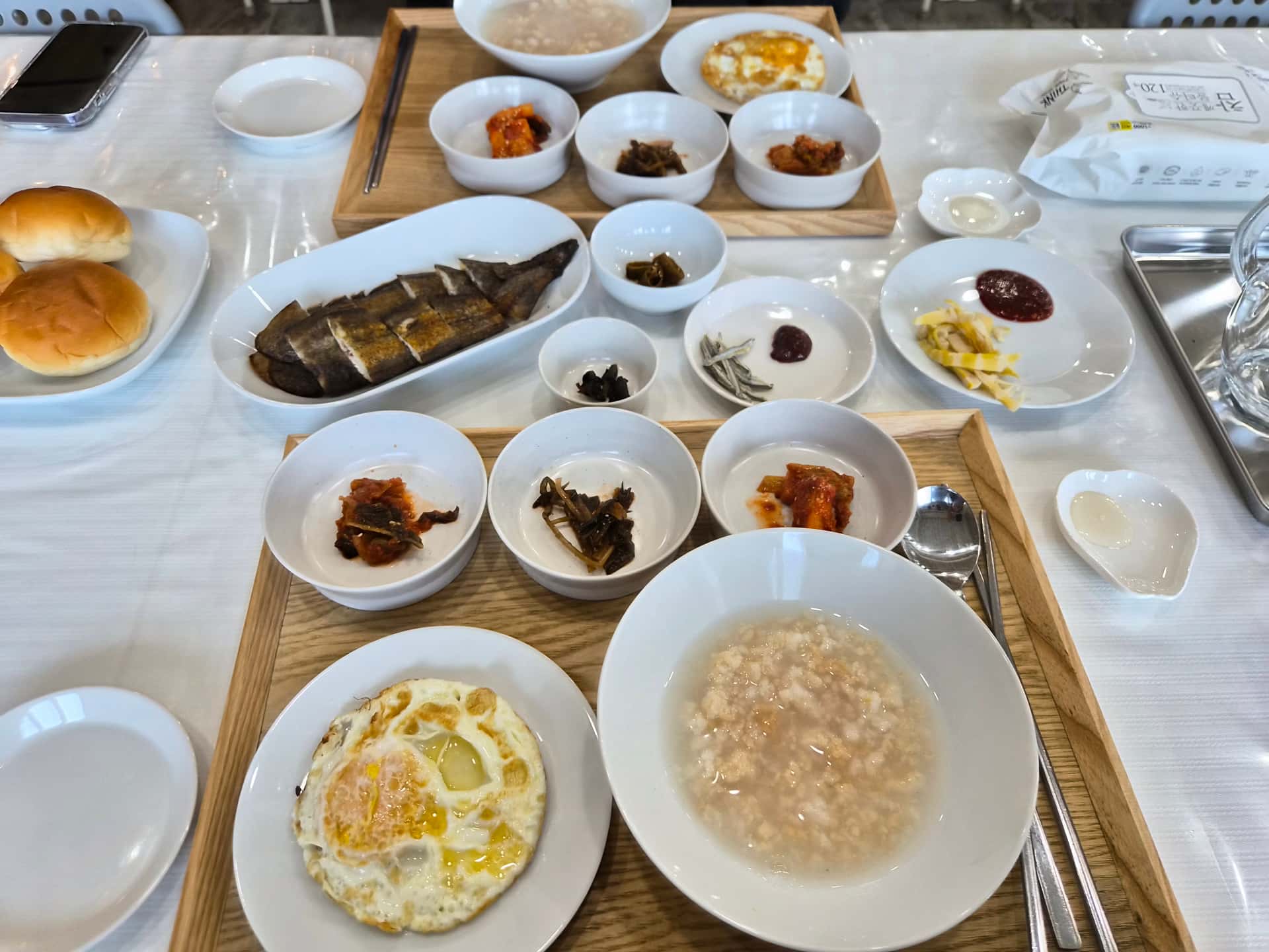 feed image 3