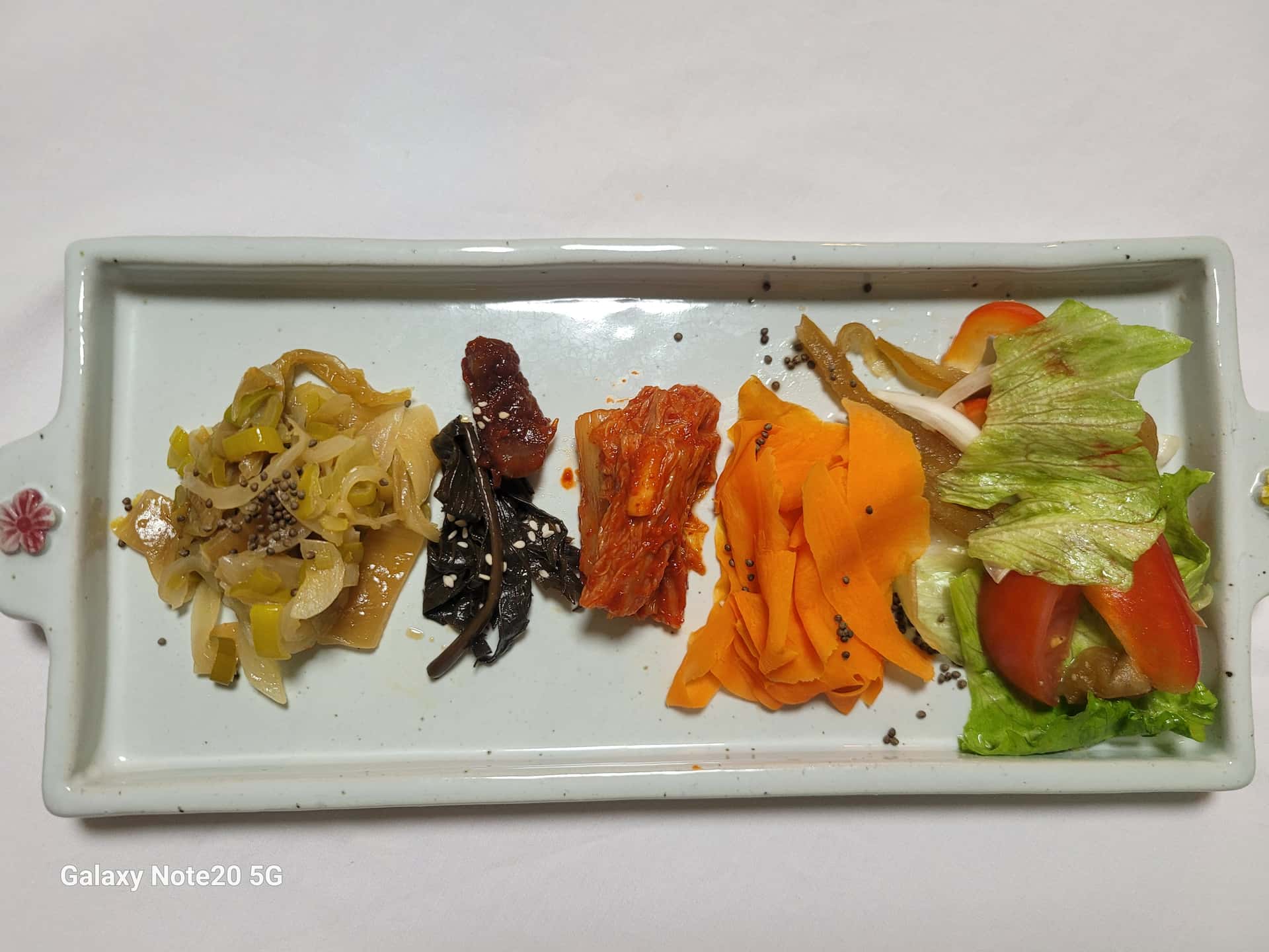 feed image 1