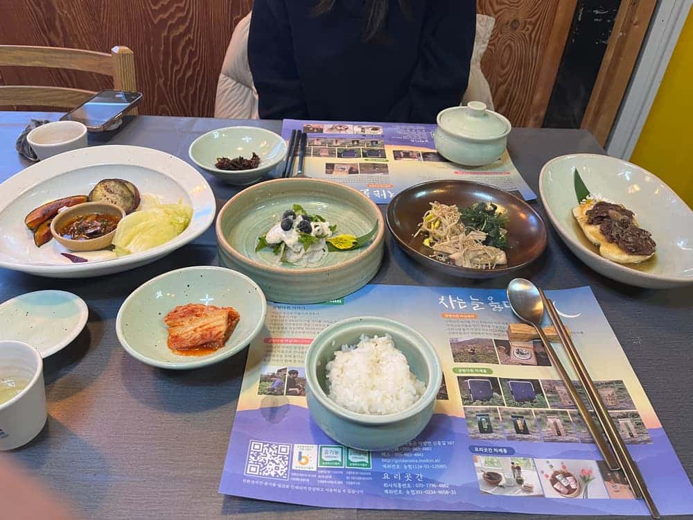 feed image 3