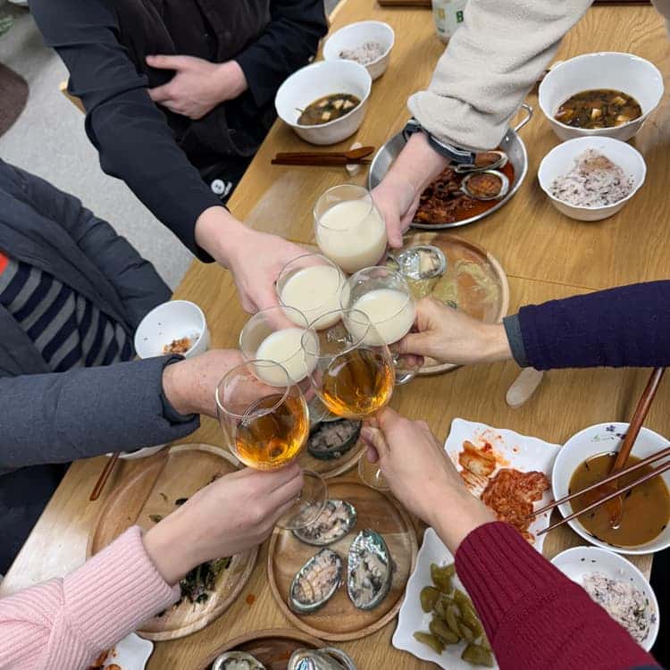 feed image 1