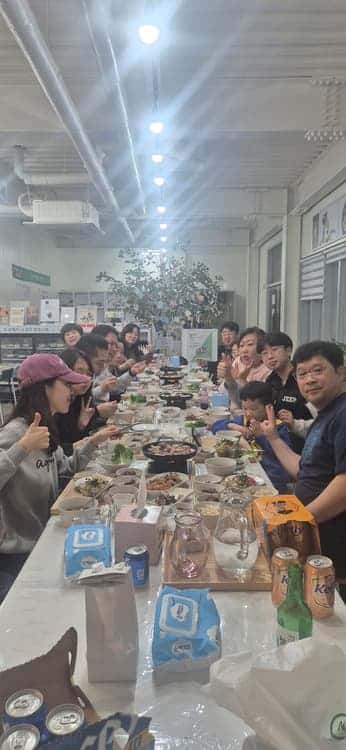 feed image 1