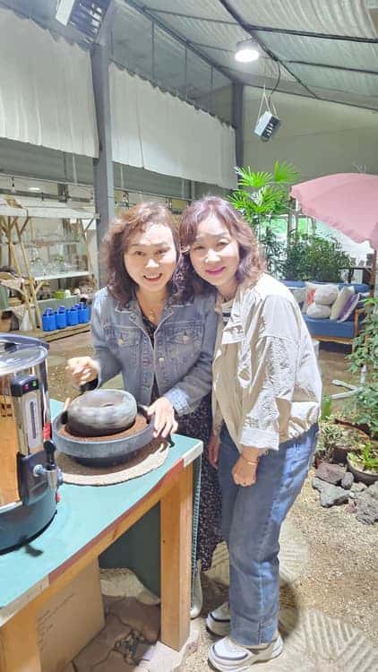 feed image 1