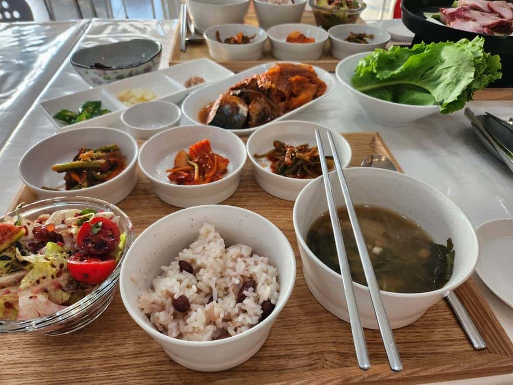 feed image 4