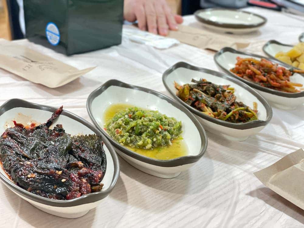 feed image 4