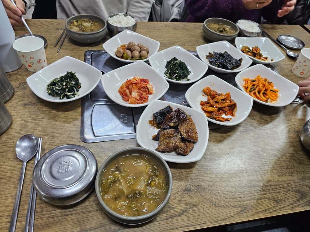 feed image 2