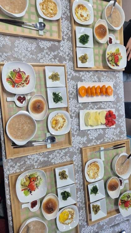 feed image 1