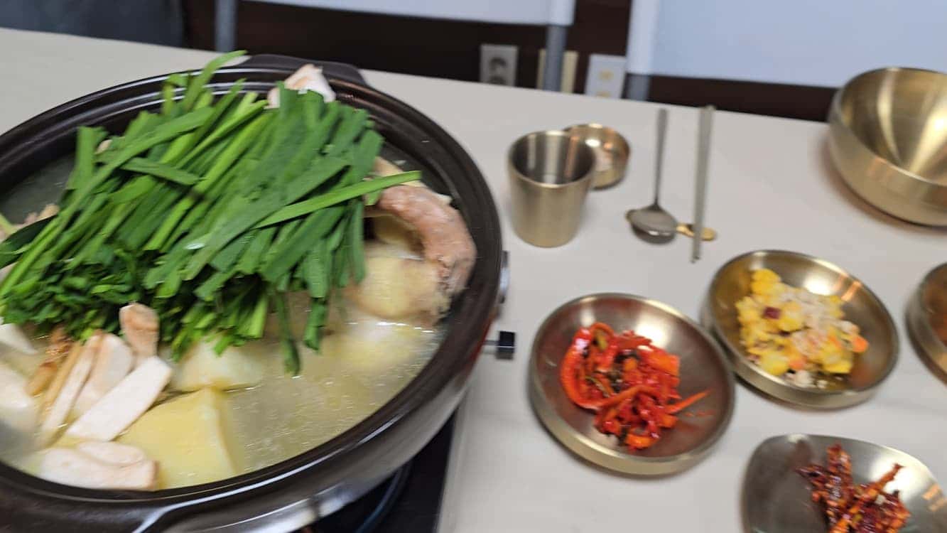 feed image 1