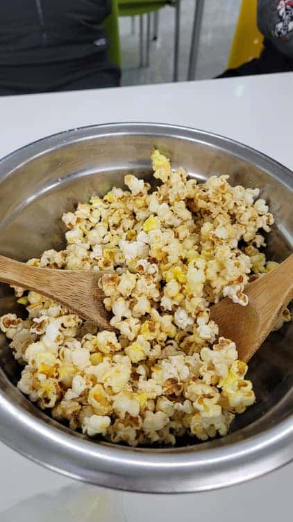 feed image 2