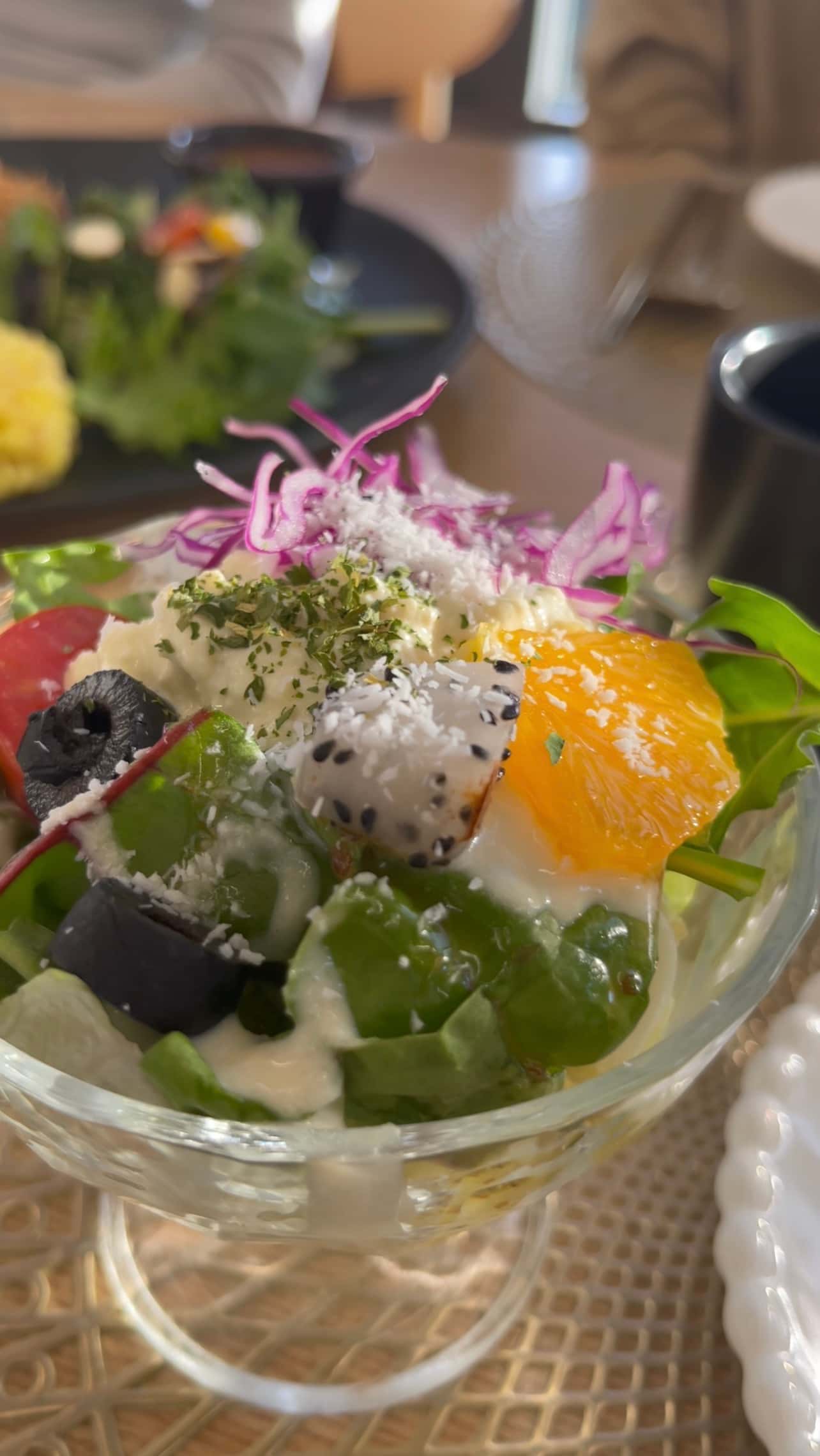 feed image 4
