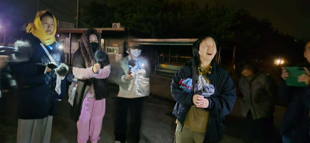 feed image 2