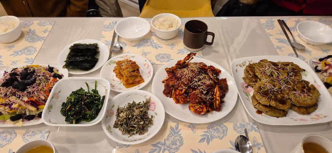 feed image 1