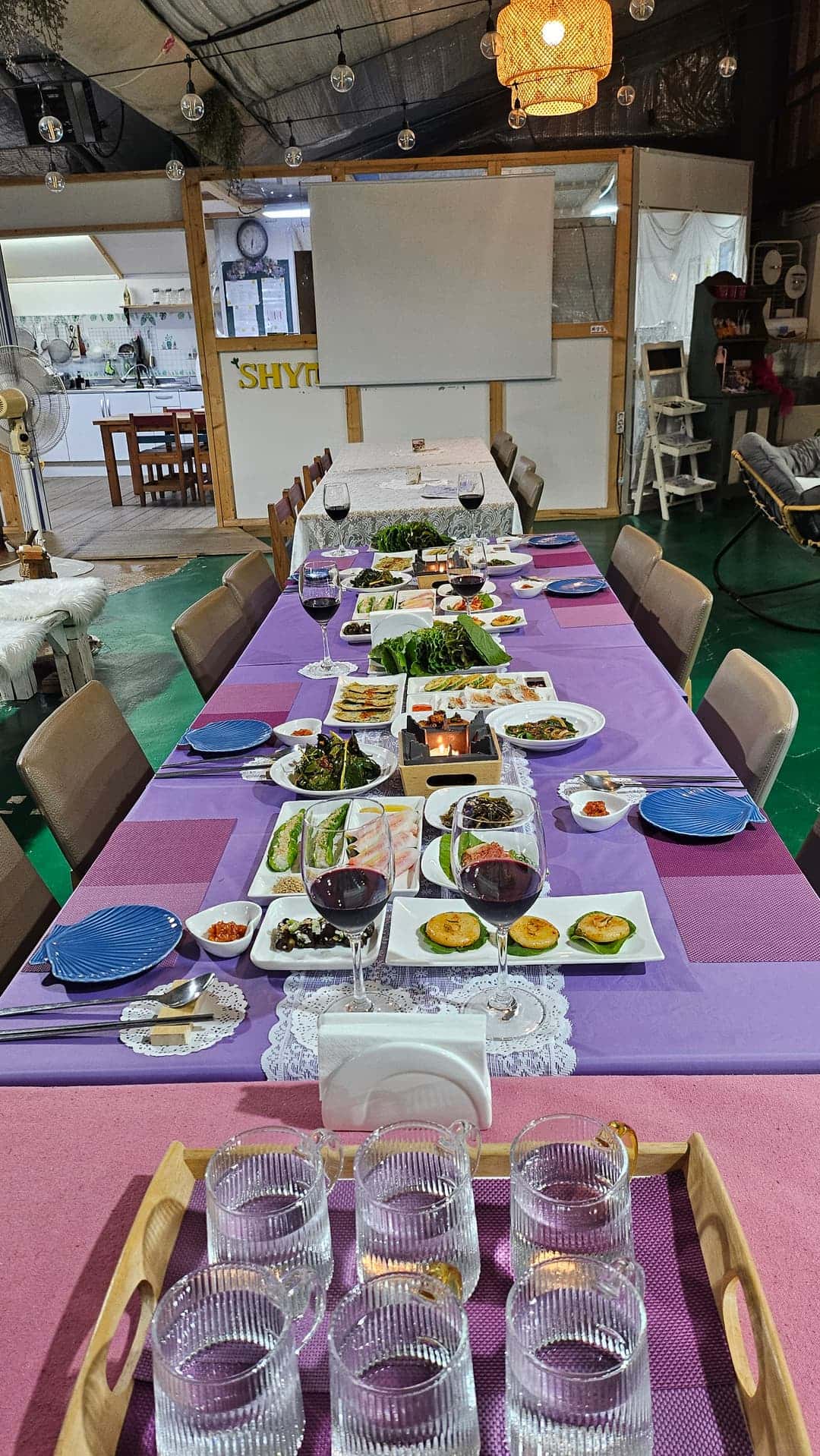 feed image 3