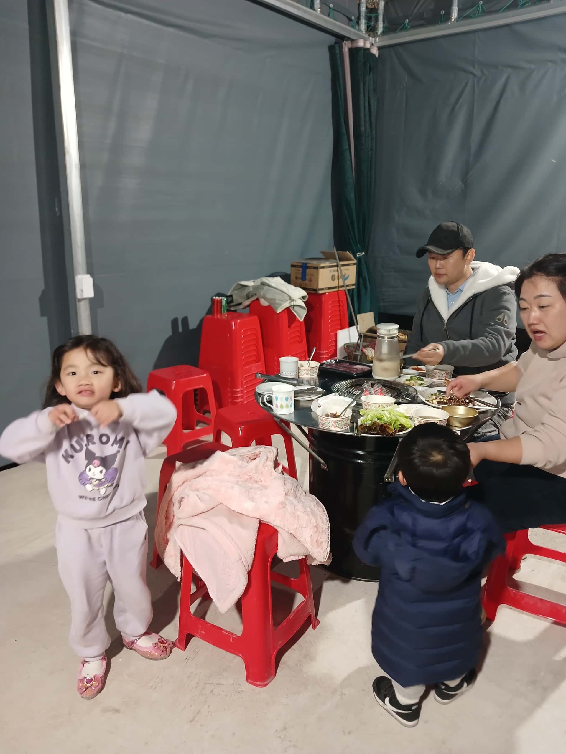 feed image 3