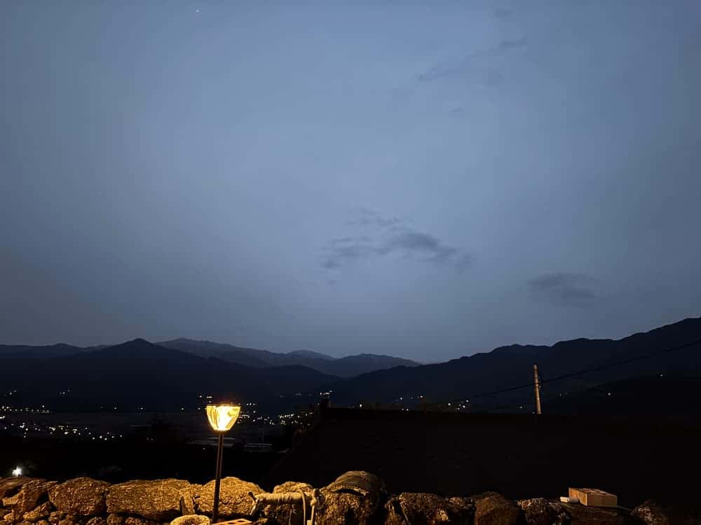 feed image 1