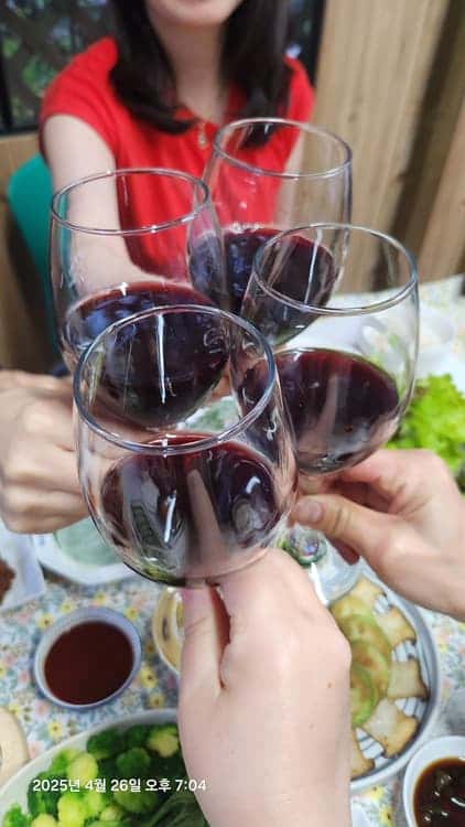 feed image 1