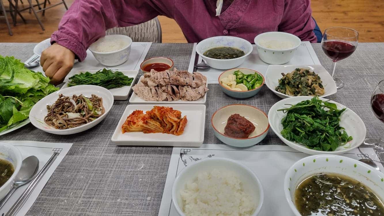 feed image 4