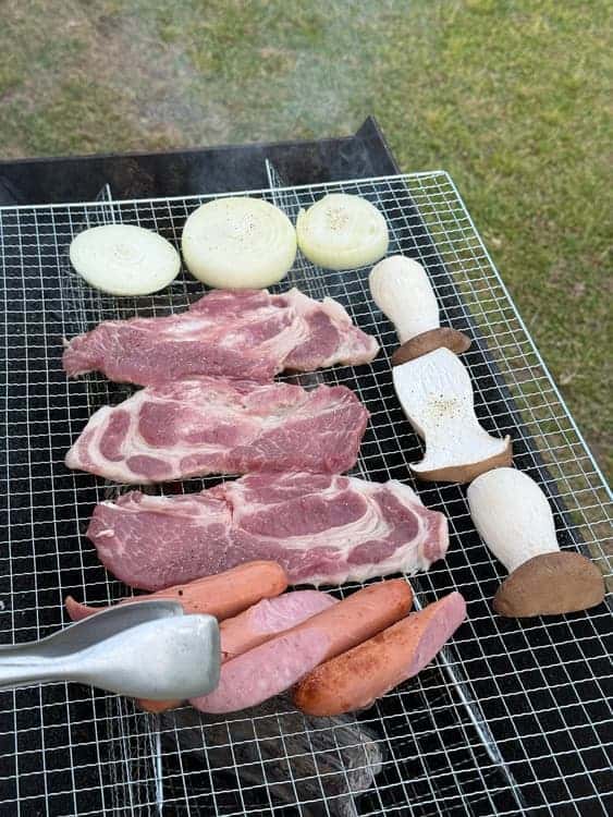 feed image 3
