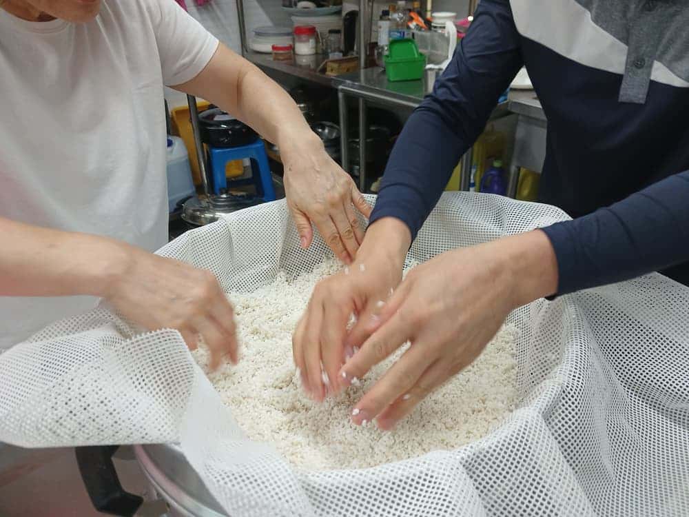 feed image 1